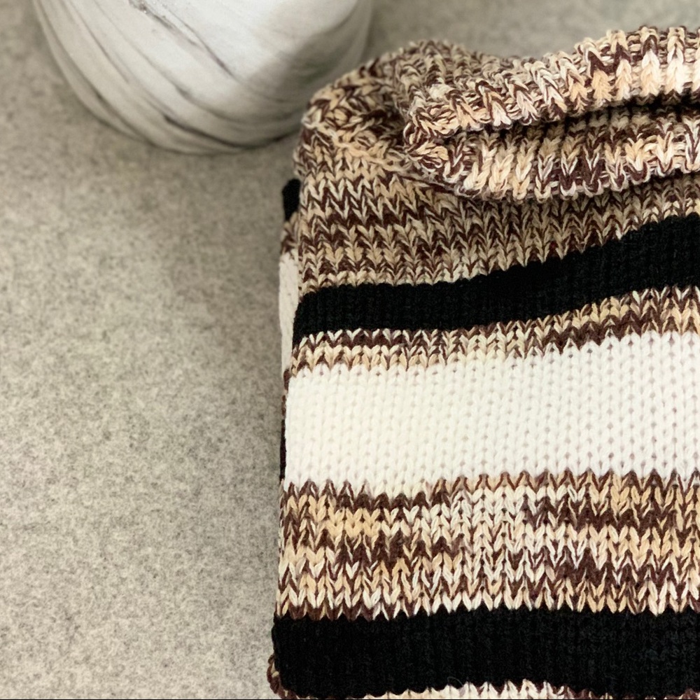 LAST 2❗️🆕 High Neck Space Dye Striped Sweater - Picture 4 of 8